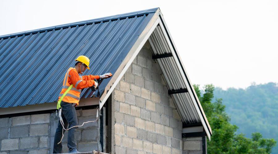 Professional Emergency Roof Repairs in South Naknek, AK